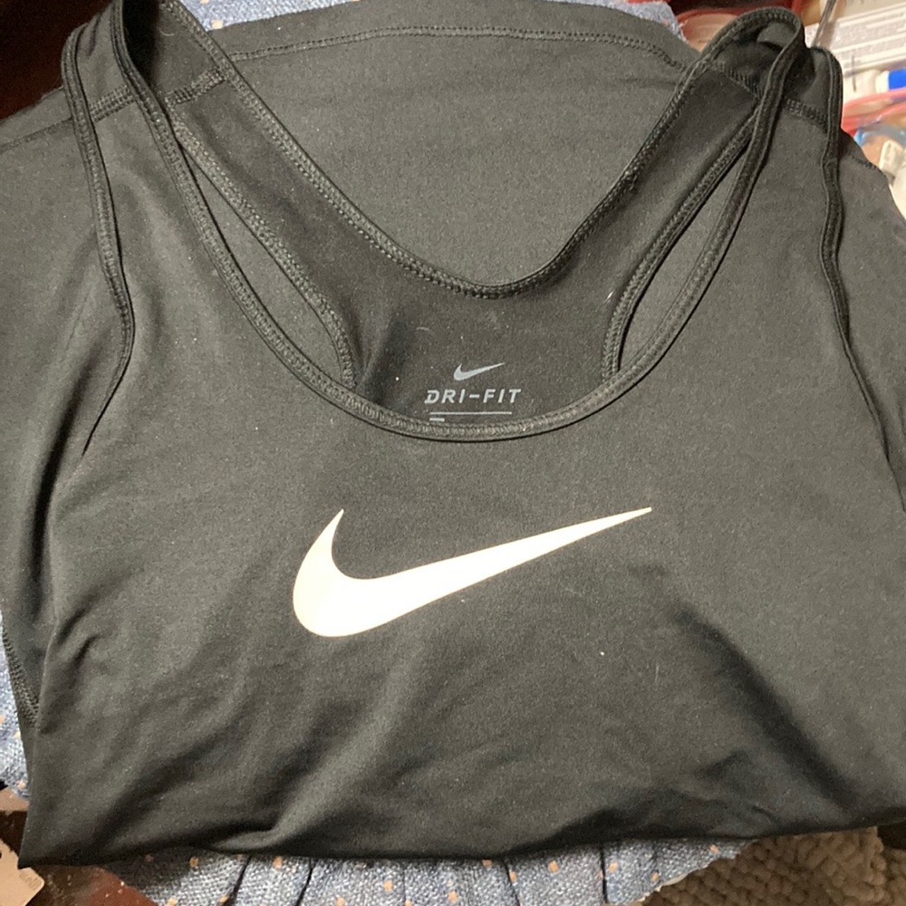 -- - Nike dri fit tank top euc